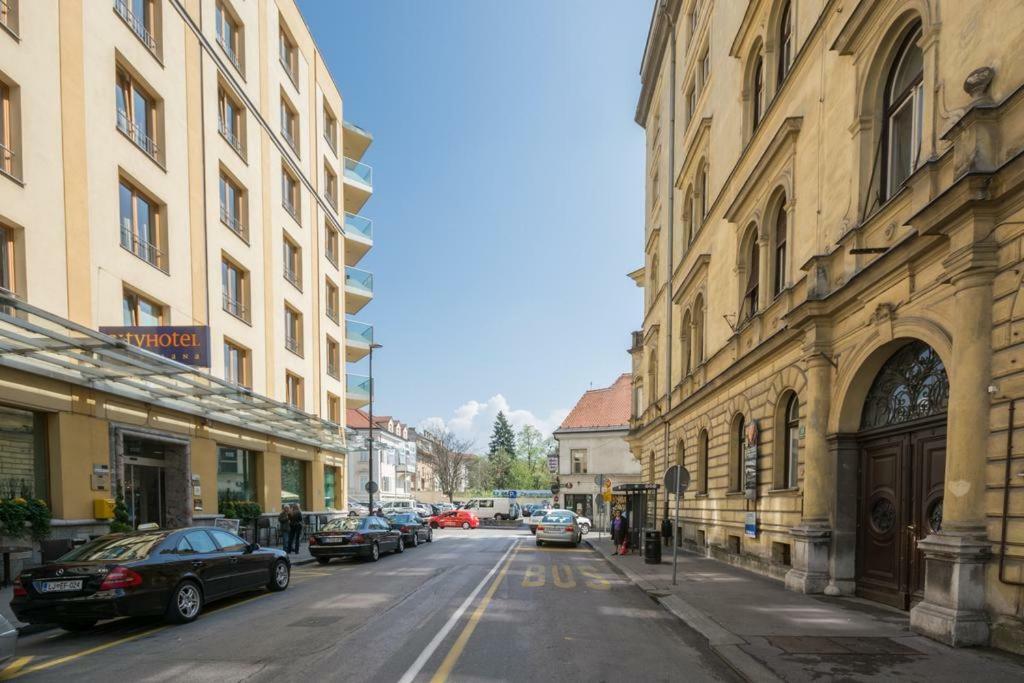 Apartment Flamingo Ljubljana Ngoại thất bức ảnh